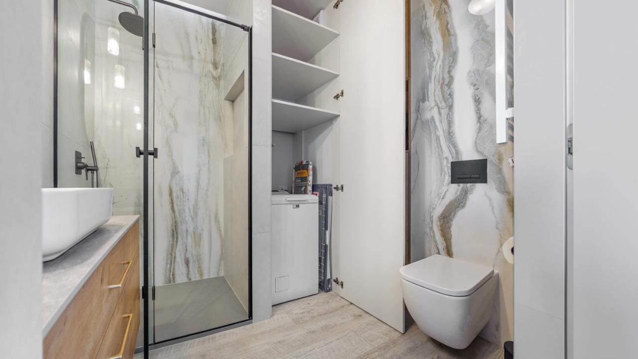 Apartamenty Sun & Snow Modern Tower กดิเนีย ภายนอก รูปภาพ